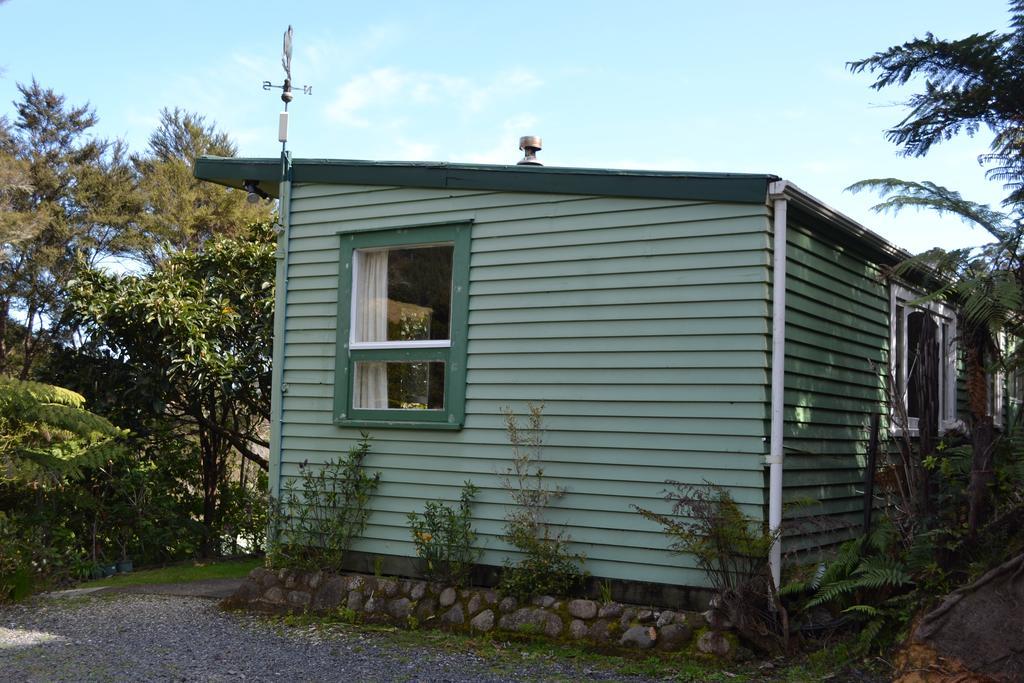 Te Mata Lodge Tapu Exterior photo